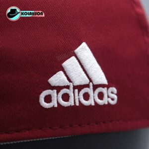 بزرگسال اسپرت بیسبالی اورجینال از برند Adidas طرح UMass تک رنگ زرشکی کد KBEBORGABATUTRZ006